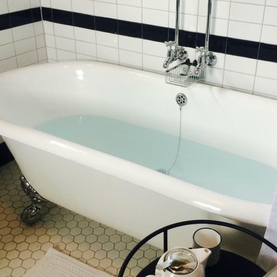 Marriners Luxury Guesthouse Rawene Bagian luar foto